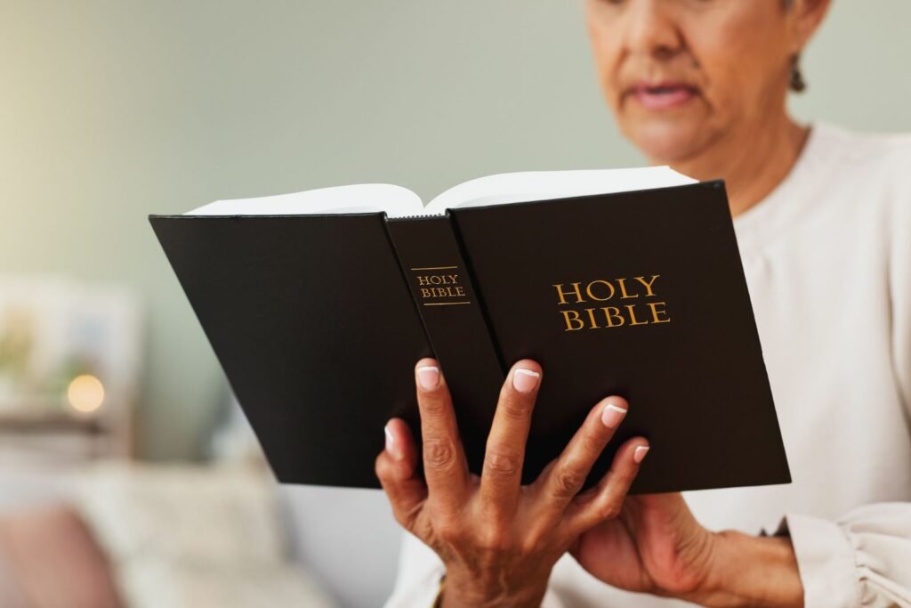 What Does the Bible Say About Grandparents? Verses, Roles & Blessings